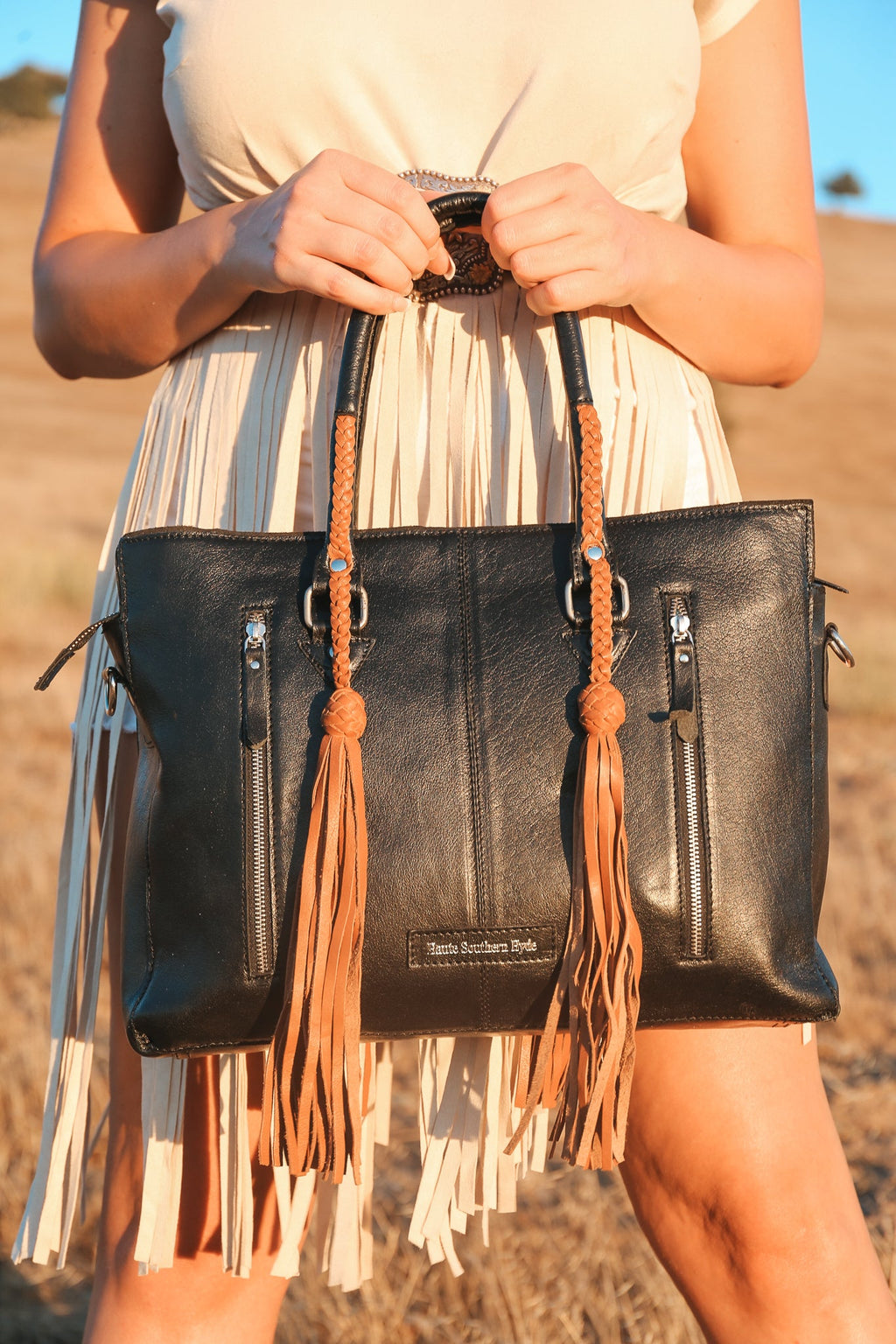 The Nashville Gunner Shoulder Bag