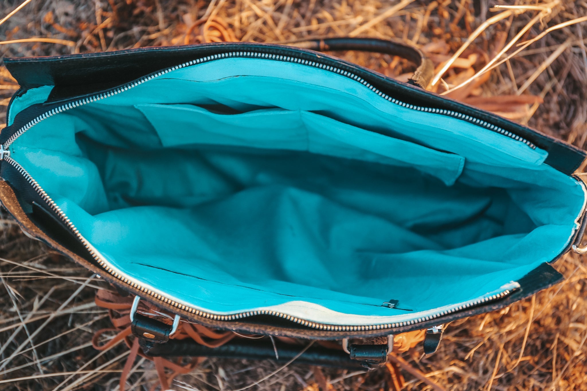 The Nashville Gunner Shoulder Bag