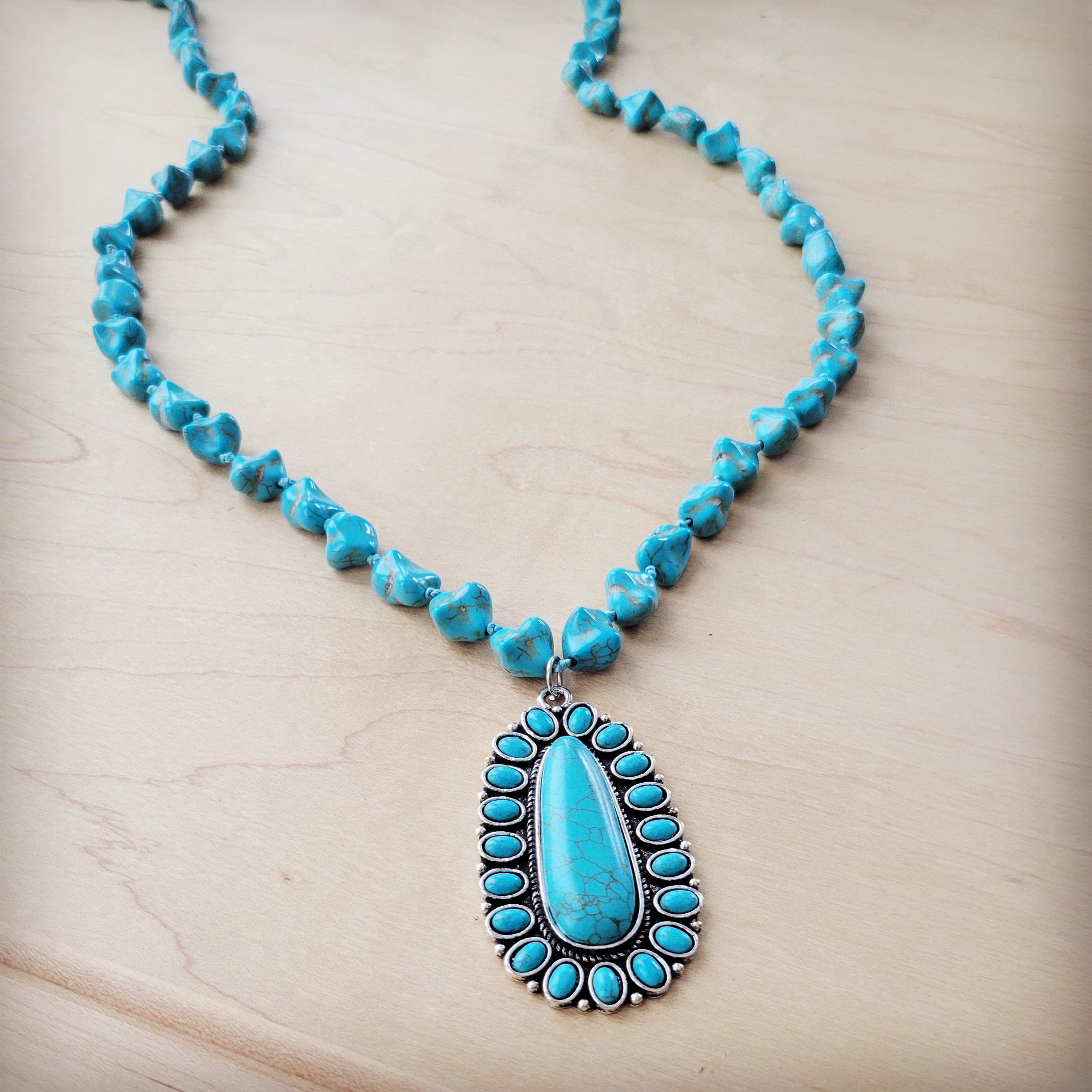 Western Turquoise Beaded Necklace