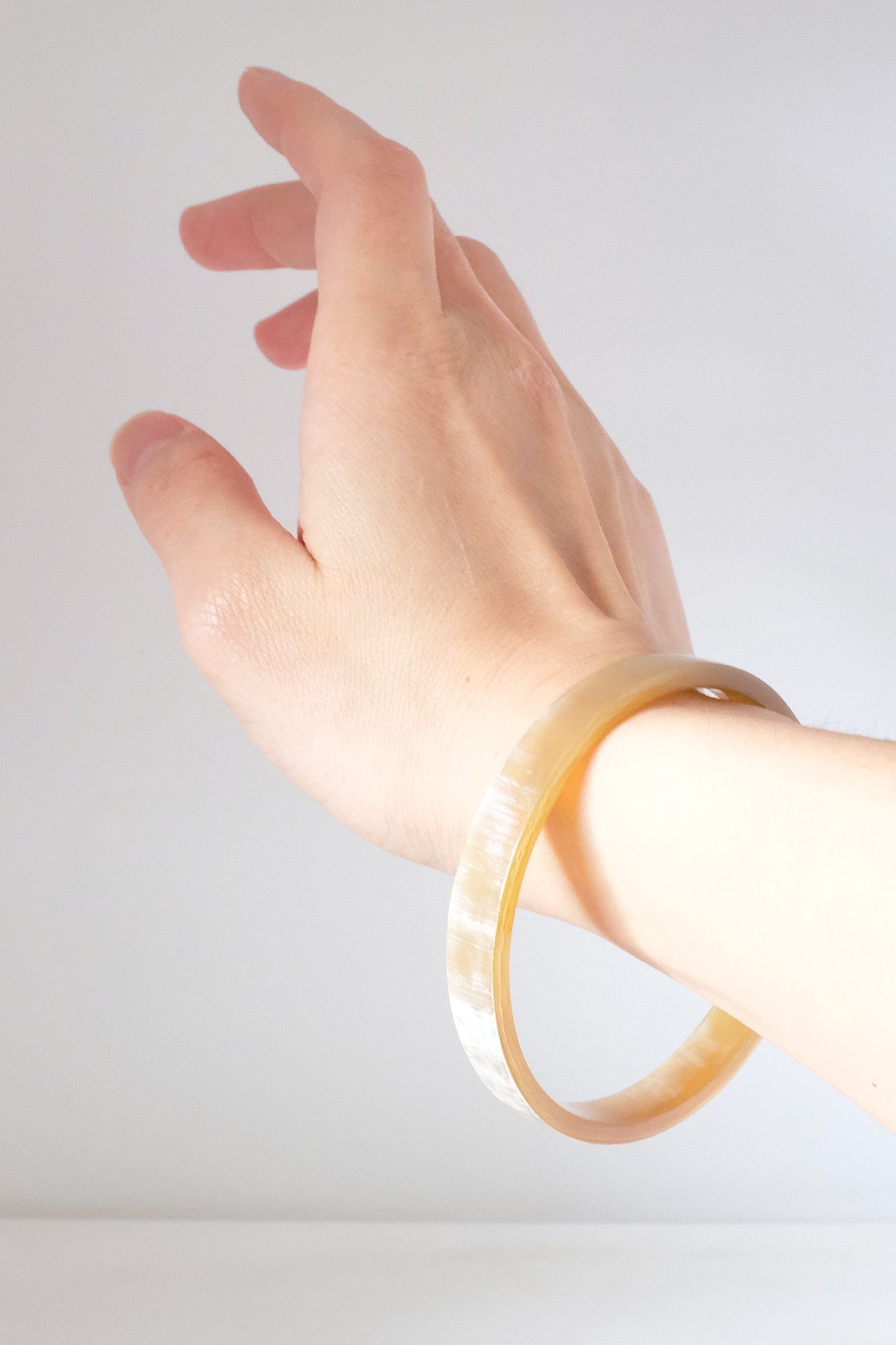 Buffalo Horn Minimalist Bangle Bracelet (1pc)