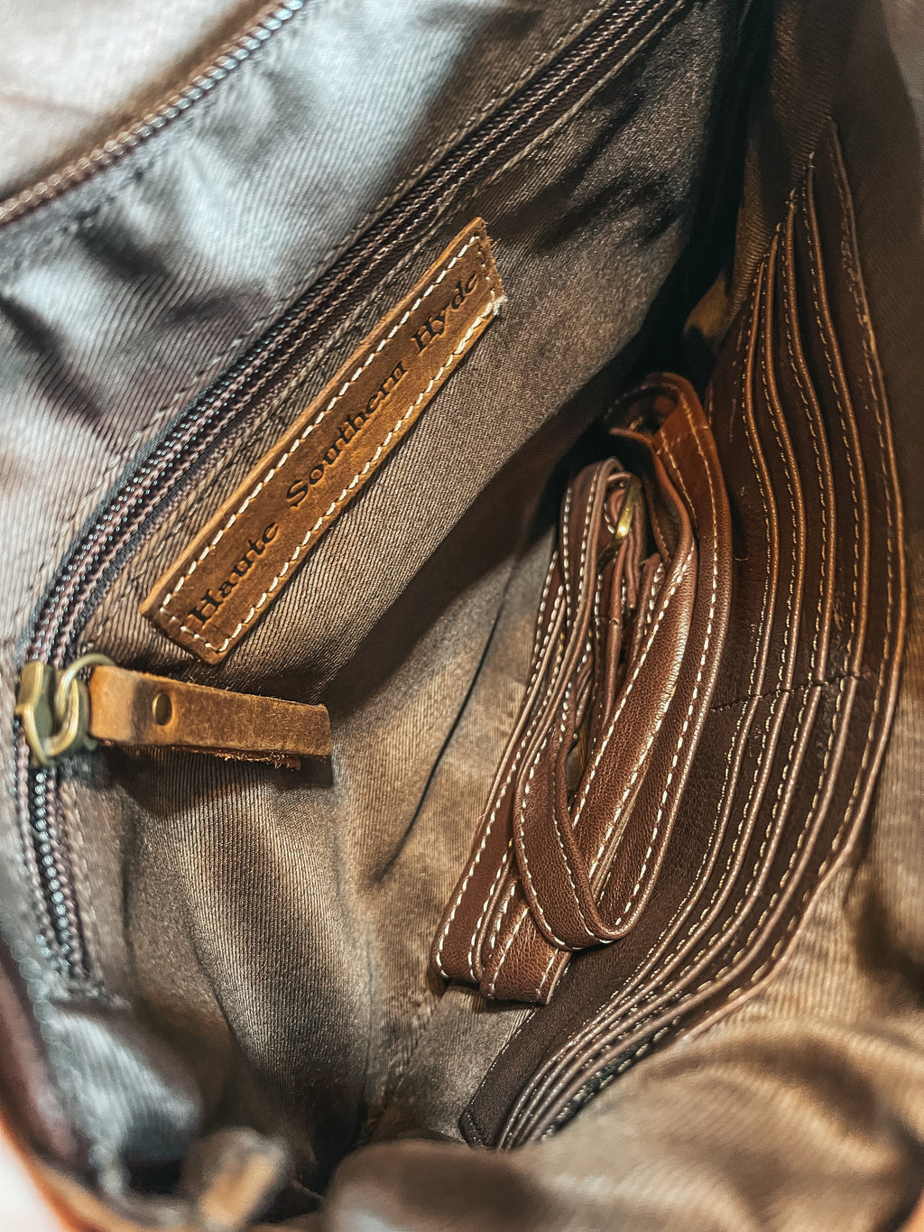 Thunderbird ‘ n Free Cowhide Bag