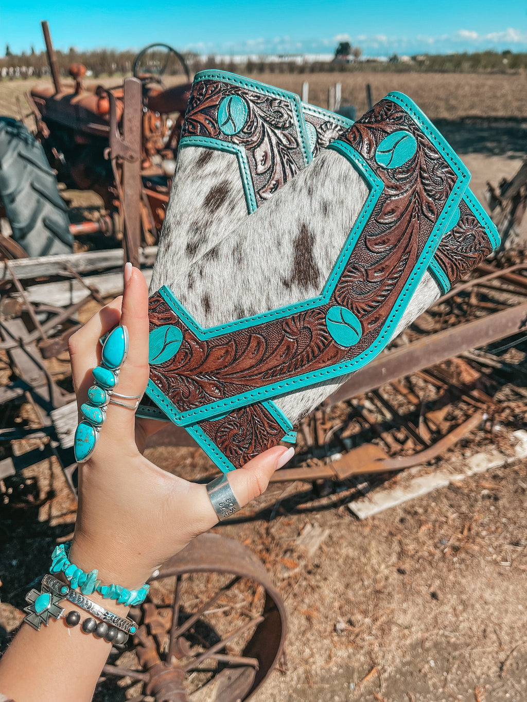Turquoise Vibes Wallet a Haute Southern Hyde